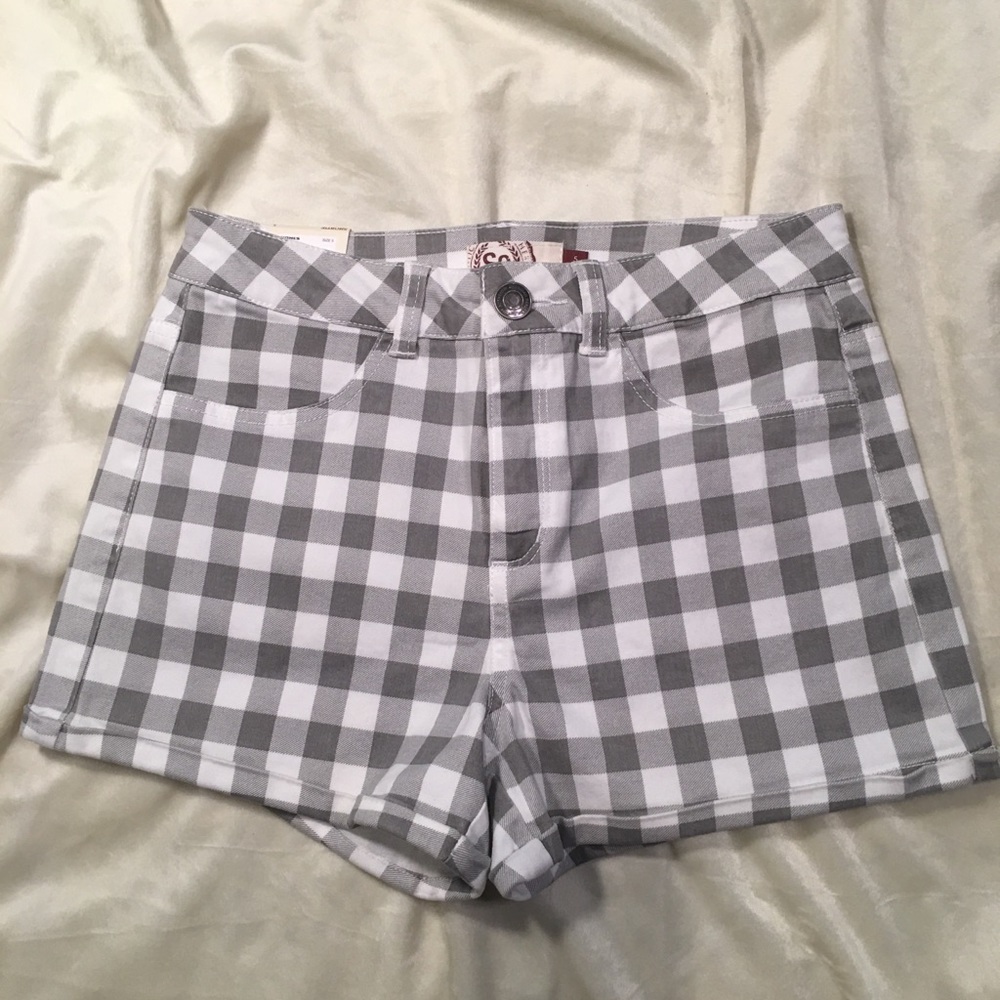 🆕 NWT So Shortie High Rise Super Stretch
